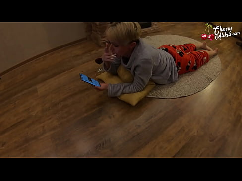 ❤️ Brjáluð ljóshærð sjúga risastóran pikk sýgur og skoppar á henni - endaþarmsmök ❤️ Anal klám á is.xxxpornimages.ru ❌️❤